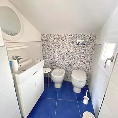 Rosso E Blu Sunny Apartment