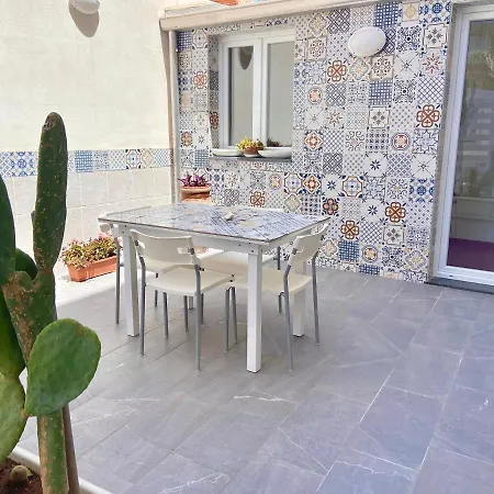 Rosso E Blu Sunny Marzamemi