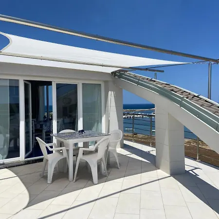 Rosso E Blu Sunny Apartment *